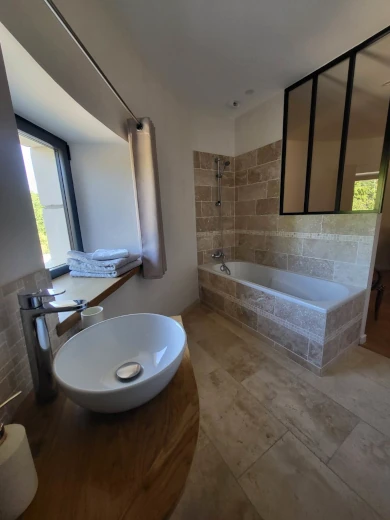 Salle de bain 1
